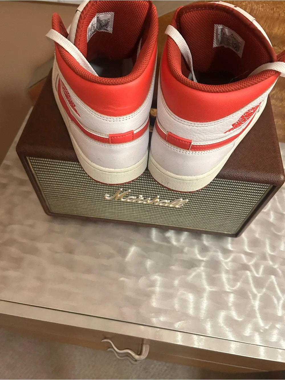 Nike Jordan -1  Mid  in White and Red